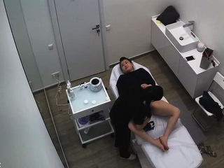 美容室監視❤️数人の美しい若い女性が脚を