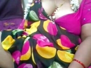 Bigboobs Andhra Aunty Open Saree half-top bare demonstrating For Stepbrother