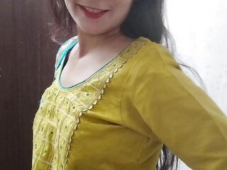 Nice college gal ka uniform utaar kar douche me pakad ke pel diya