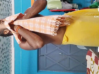 Nude vlog An Indian stud is making a vlog downright bare