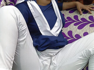 Bangladeshi tutor and college girl hook-up In tutor Home