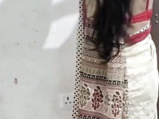 Night me wifey samjh kar step sis ko nanga kar ke pel diya