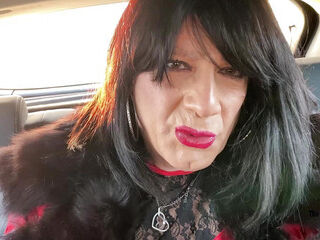 In the parking pile - crossdresser pubblic in camper - outdoor exbizione