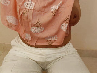 Super hot Indian step sister-in-law cheated her spouse to get romped by stepbrother