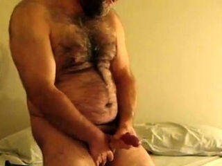 Osito maduro se pajea