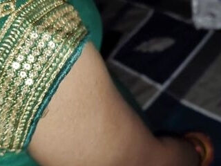 Indian desi steaming housewife night romantic vid