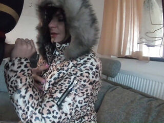 Downjacket Fetish and Fur-blow-job, Cum-play and tear up 2