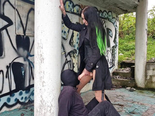 Domme can pummel your mouth anytime and anywhere. Oral pleasure instructing for servant