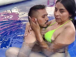 Smooching my stepbrother's hottestie in the pool and he gets raw indeed quick