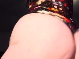 StripCamFun Blonde Amateur MILF Webcam for You