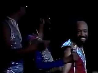 Earth Wind &amp_ Fire - Live 1982
