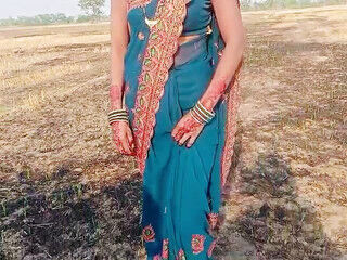 Desi bhabhi urineing in the sphere