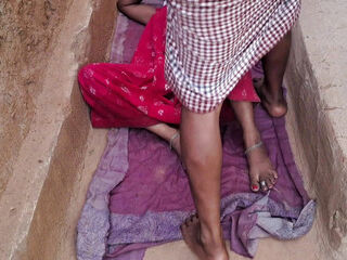 Indian Bhabhi toying outside