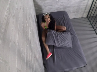 Sexual relaxation in the jail cage