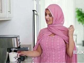 Arab Wife Caught By Husband Ultimate Haram - Krystal Sparks