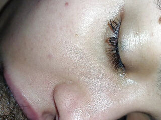 THE DEEP LIPS OF THE SAFADA GO TO THE STEM OF THE rock hard, exhilarated STICK