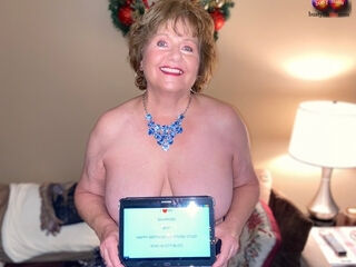 Big-titted Bliss's Tribute To Her Bavarian man - big-tittedBliss