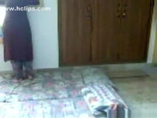 Arab dame bj's fuck-stick and gets missionary pounded on the floor